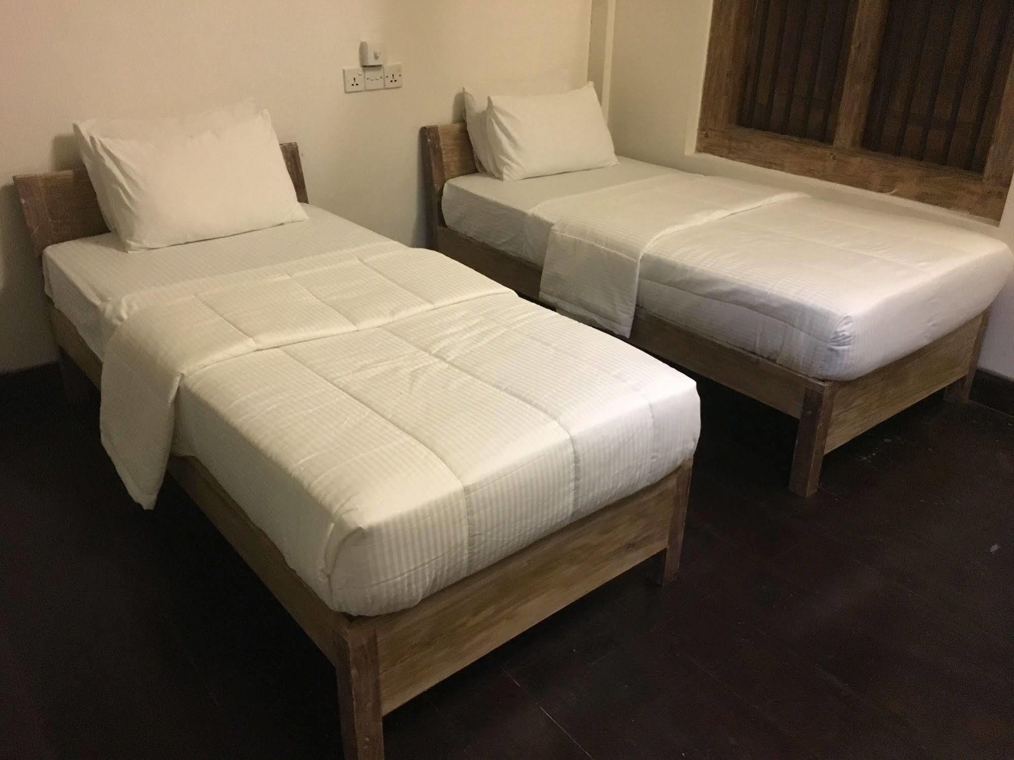 Small House Boutique Guest House Galle Exterior photo