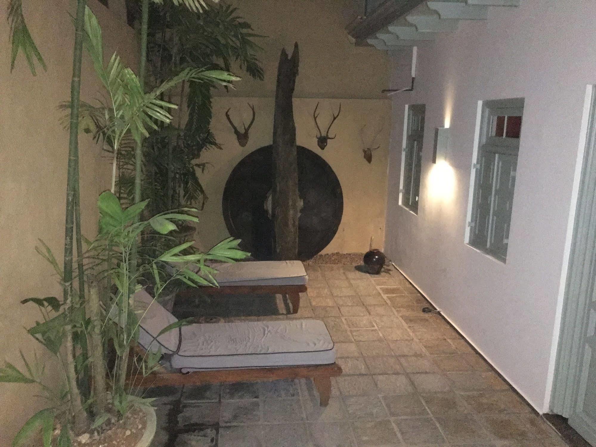 Small House Boutique Guest House Galle Exterior photo